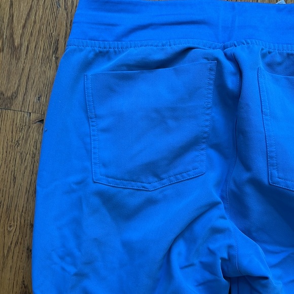 Figs Zamora Joggers - Picture 12 of 13